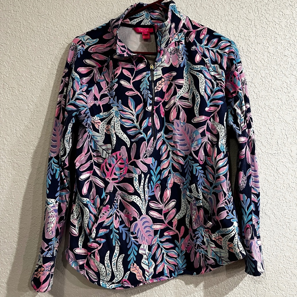 Lilly Pulitzer "You've Been Spotted" Popover navy Sz M